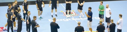 Fotos und Abbildungen aus "Training und Übungen sicher leiten"