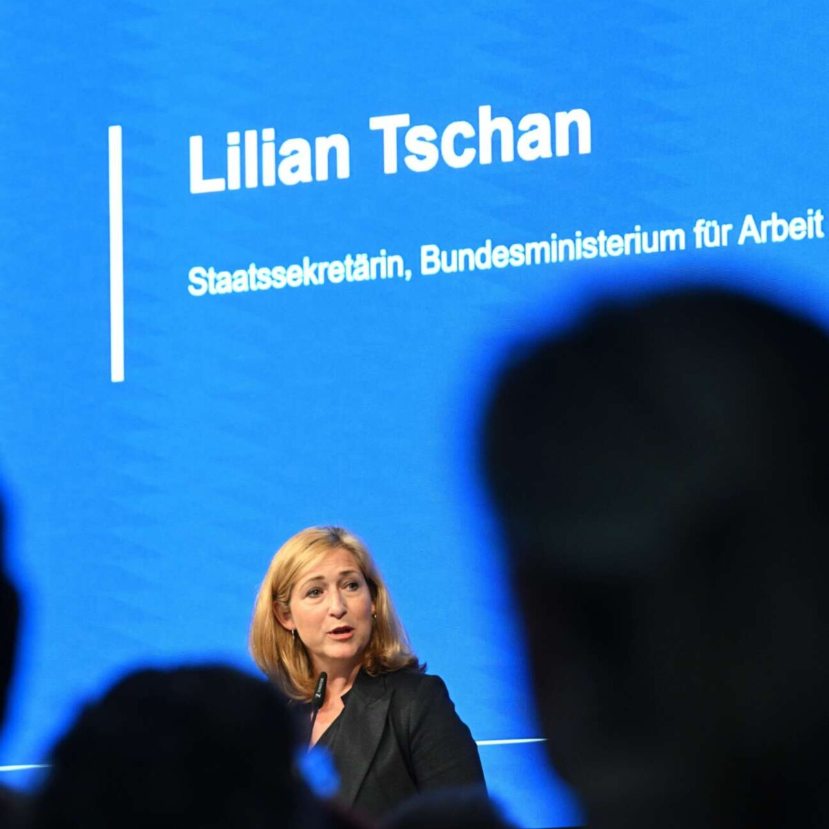 Staatssekretärin Lilian Tschan spricht bei der Eröffnungsfeier des PREVIER