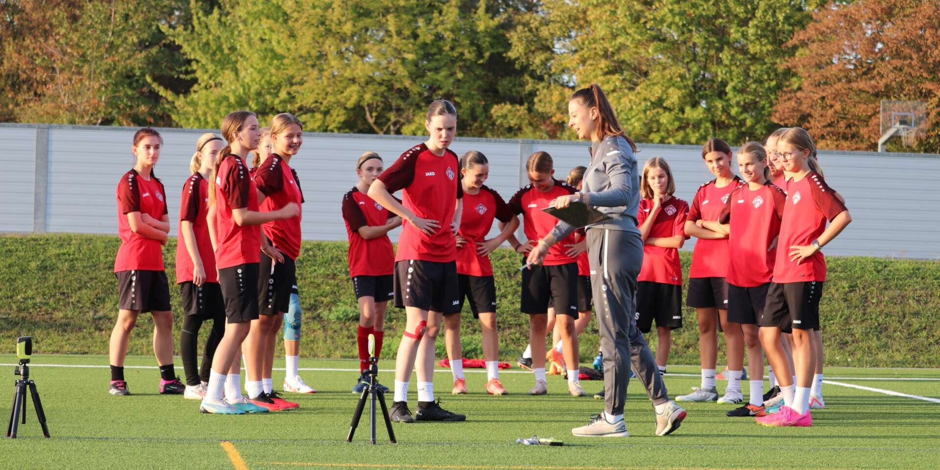 FC Würzburger Kickers Mädchen- und Frauenfußball e. V.: InJun - Verletzungsprävention im Juniorinnen-Fußball