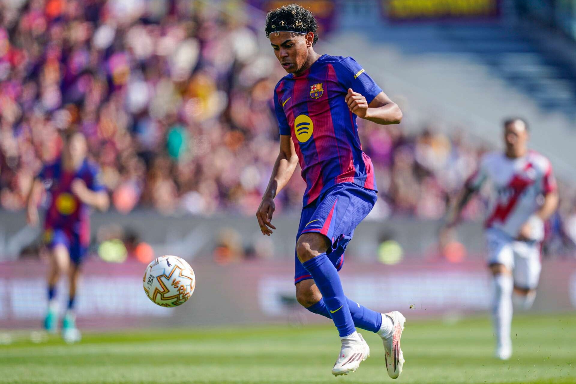 Barcelonas Shootingstar Lamine Yamal während eines Ligaspiels gegen Rayo Vallecano, 22.03.2026