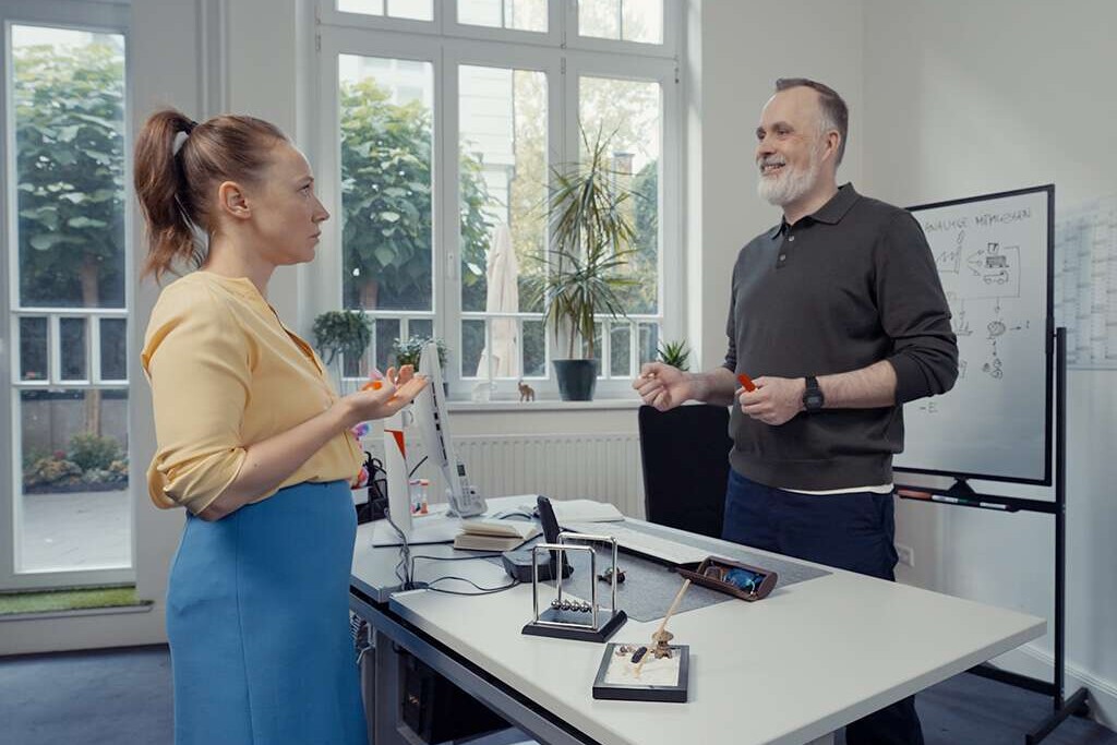 Büro des Grauens Folge 2 Stress Auftanken