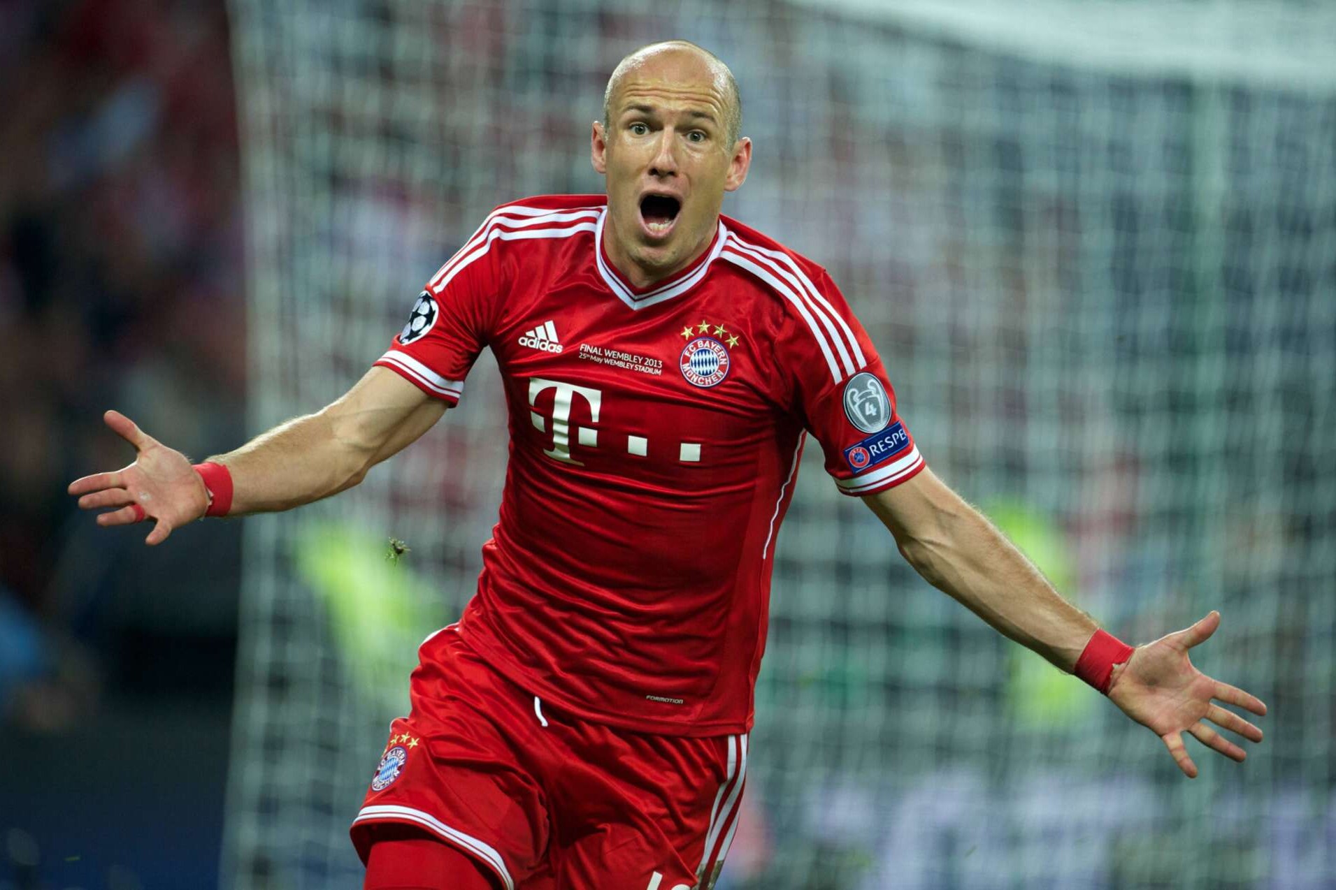 Torschütze Arjen Robben vom FC Bayern München jubelt bei seinem Siegtreffer im Champions League-Finale gegen Borussia Dortmund, 25.05.2013
