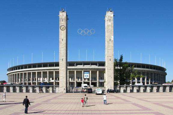 Olympiastadion Berlin Außenansicht