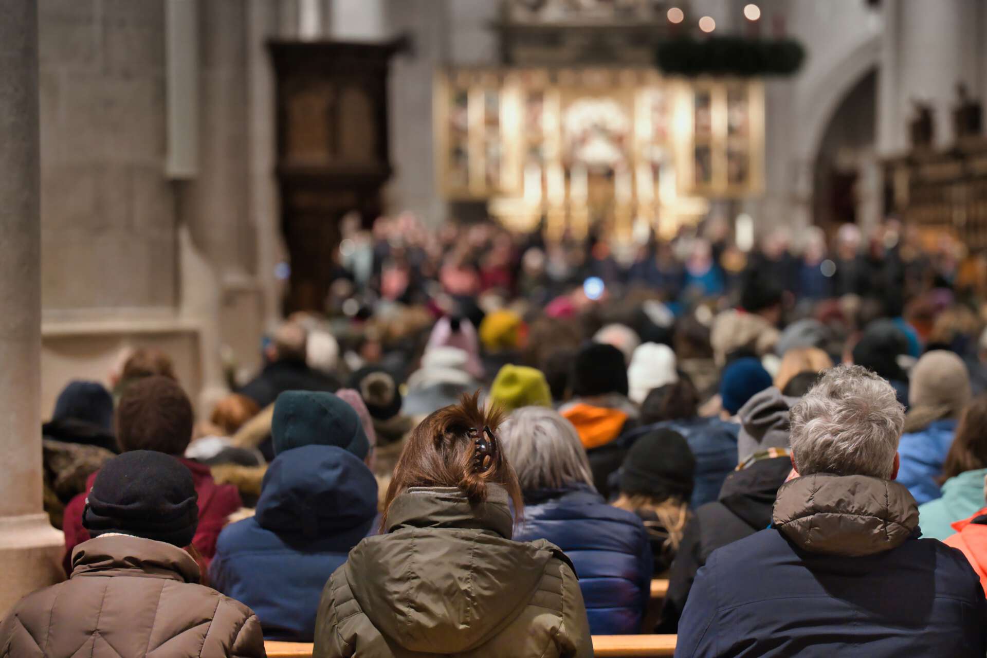 Menschenmenge in der Kirche Münster Ingolstadt. #RLNCH_XXIII