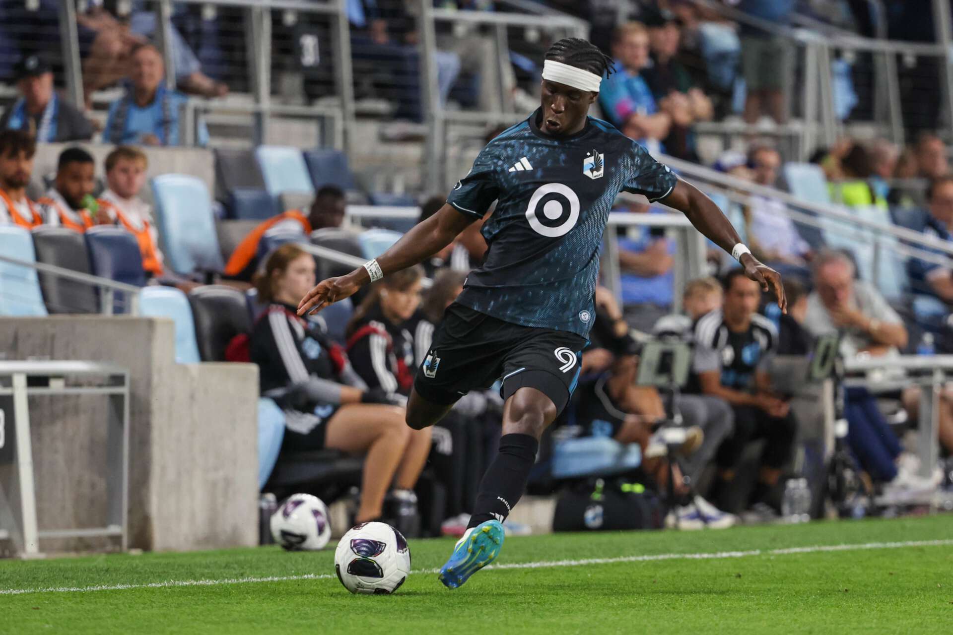 Kelvin Yeboah vom FC Minnesota United spielt einen Pass, 4.08.2026