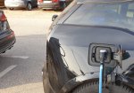Elektroauto an Ladestation