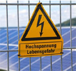 Warnzeichen: Warnung vor elektrischer Gefährdung