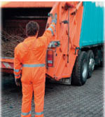 Rückwärts fahrender LKW