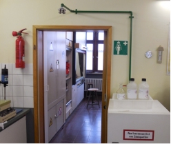 Sicherheitszeichen Notdusche