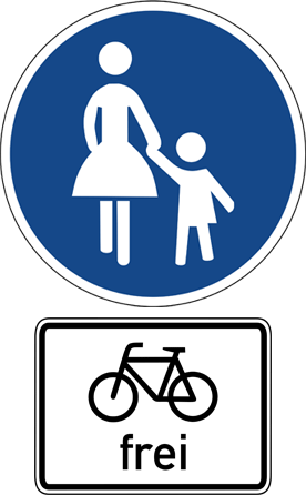Verkehrsschild: Radfahren auf Gehweg erlaubt