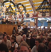 Lärmquelle Bierzelt