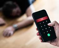Mitarbeiter im Telefongespräch